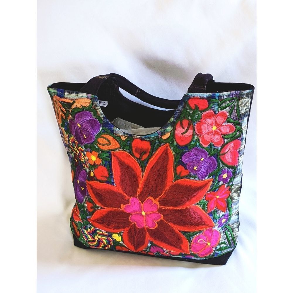 Embroidered Tote 